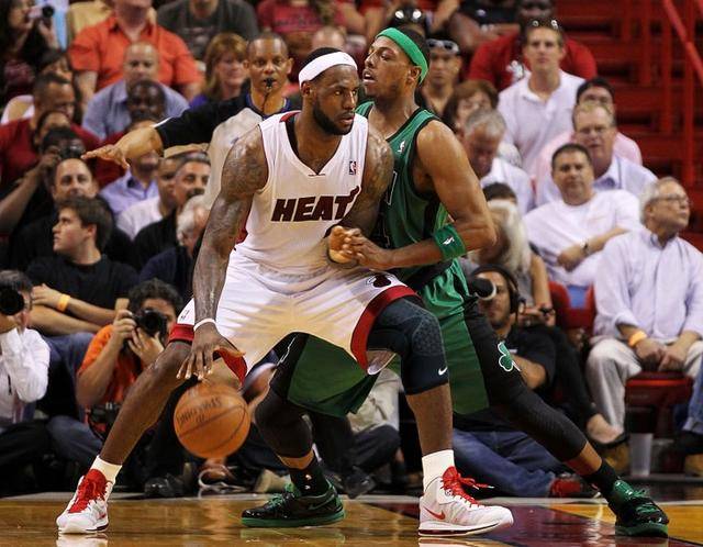 性举动来实 性举动来实