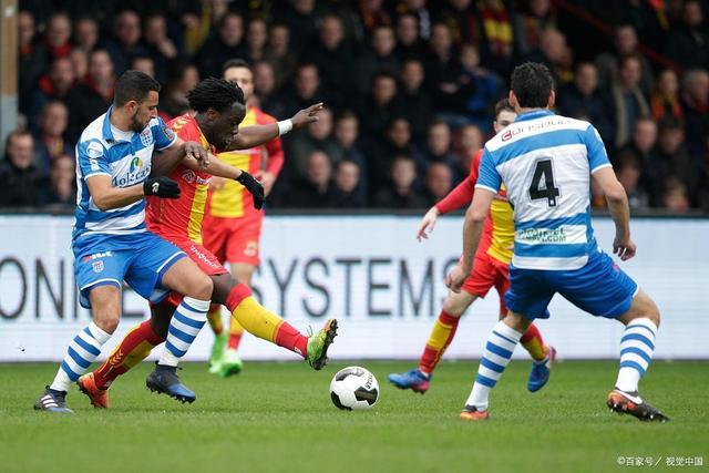 在网球道路 在网球道路