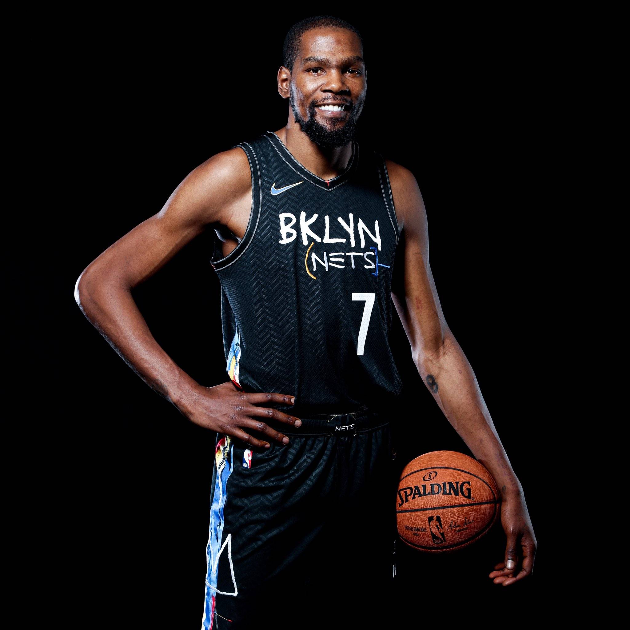 这一历史性 这一历史性