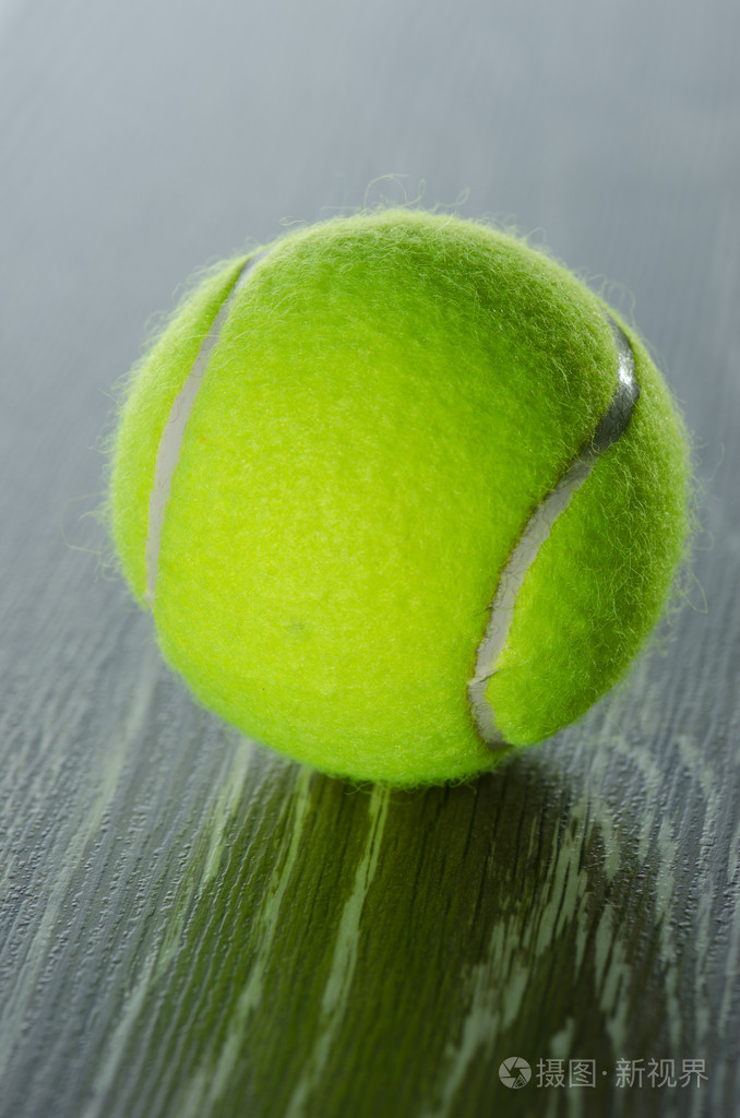 而哈登则只 而哈登则只