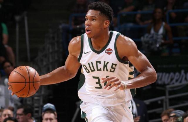 对篮球迷而 对篮球迷而